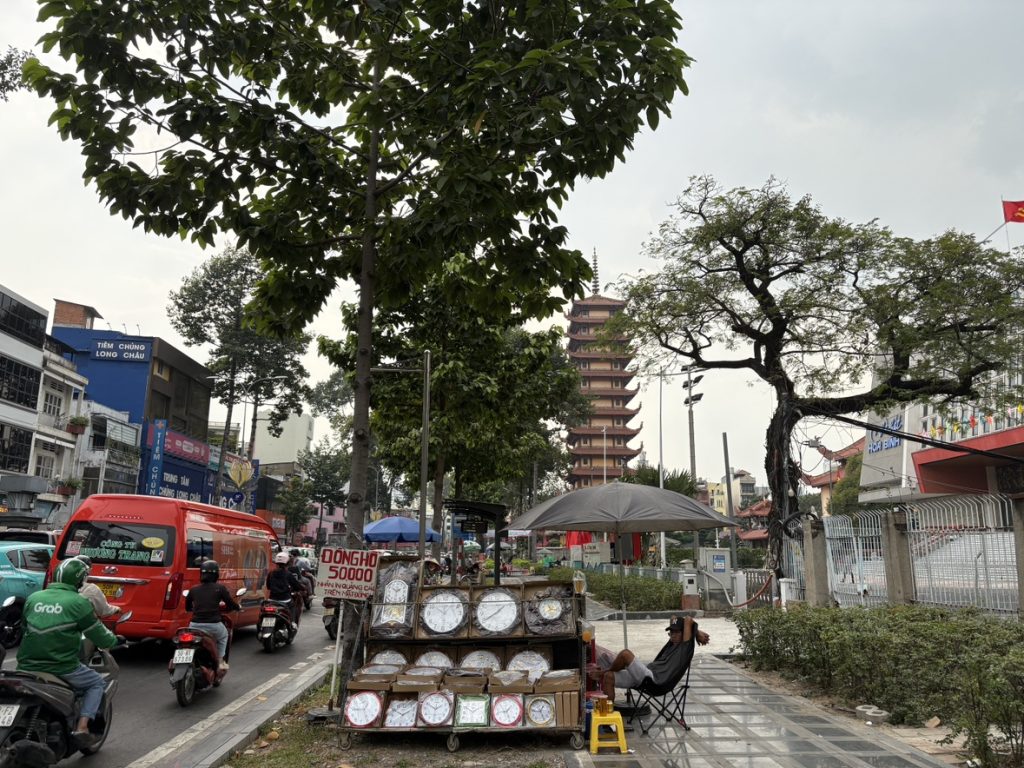 ホーチミン
Thành phố Hồ Chí Minh